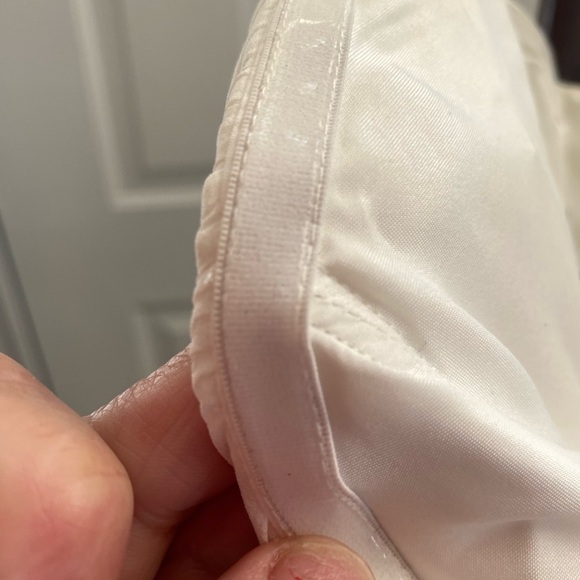 NWT IVORY FULL WEDDING/PROM DRESS SIZE 8 - Picture 4 of 15